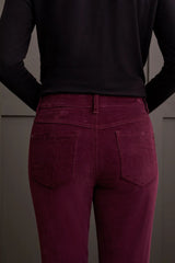 Micro Cord Slim Pant in Raisin