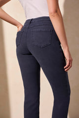 Pull-On Capri with Side Leg Detail