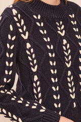 CONTRAST LACE-UP CABLE KNIT CREW NECK SWEATER