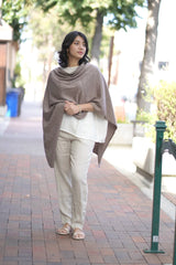 Cashmere Poncho Mocha : Mocha