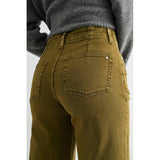 HIGH-RISE WIDE CROP PATCH POCKET: NUTRIA / 31