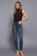 Sleeveless Turtle Neck Sweater Top: IVY-ivory / S