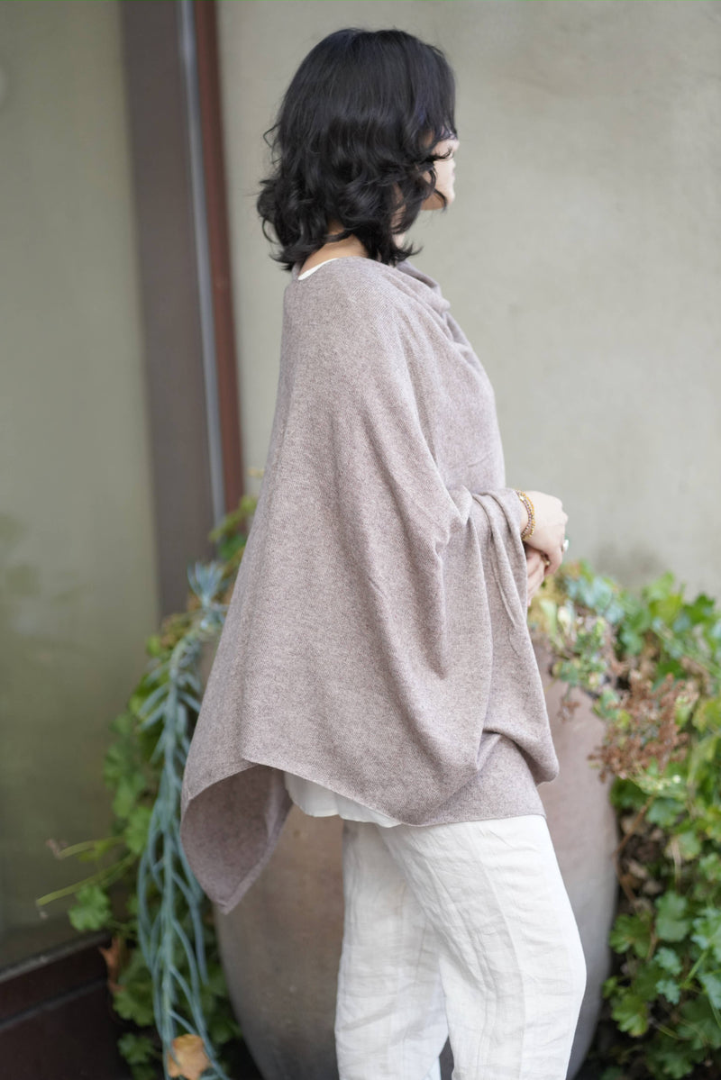 Cashmere Poncho Mocha : Mocha