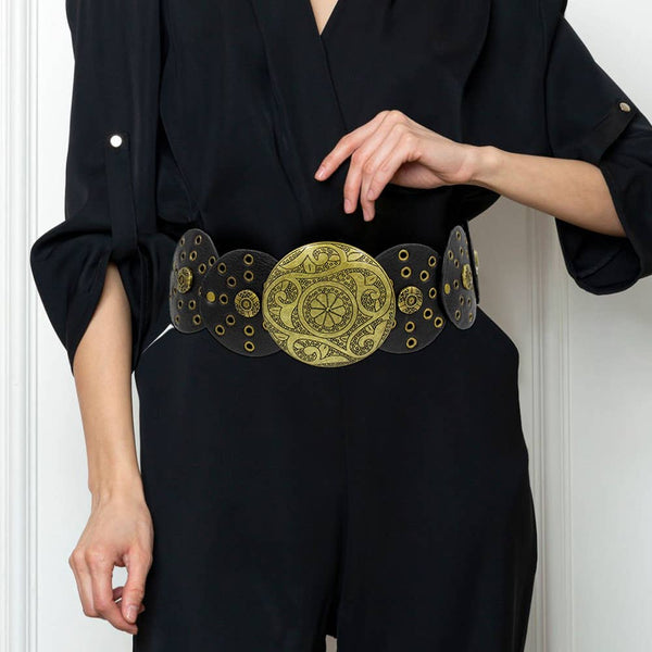 Western Vintage Trimmed Faux Leather Circle Link Belt