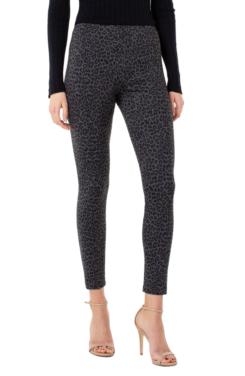 Liverpool Reese Leopard Ankle Legging 28' ins